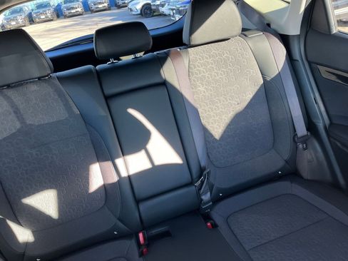 Used 2025 Kia Seltos S image 36