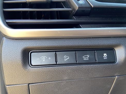 Used 2025 Kia Telluride S image 11