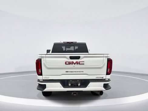 Certified 2023 GMC Sierra 2500 AT4 w/ AT4 Preferred Package image 7