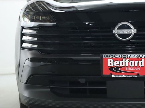 Certified 2025 Nissan Kicks SV image 5