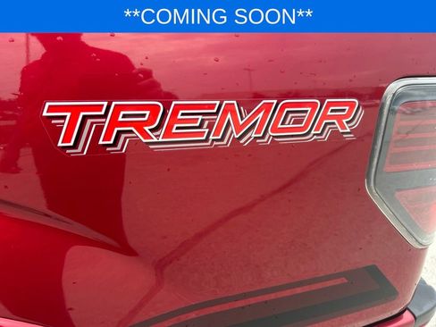 Used 2014 Ford F150 FX4 w/ FX Appearance Package AWD/4WD image 18