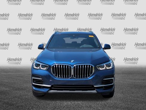Used 2022 BMW X5 sDrive40i w/ Executive Package image 3
