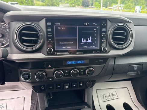Used 2023 Toyota Tacoma TRD Off-Road w/ Technology Package AWD/4WD image 24