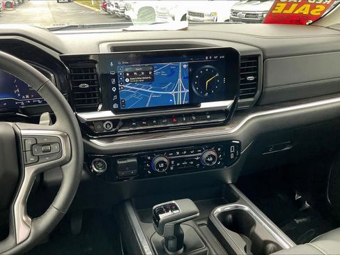 Certified 2025 Chevrolet Silverado 1500 LTZ image 7