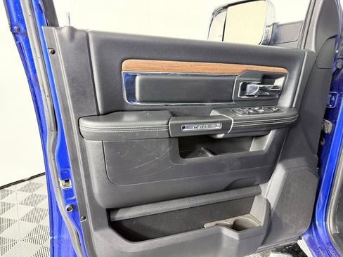 Used 2014 RAM 2500 Laramie image 9