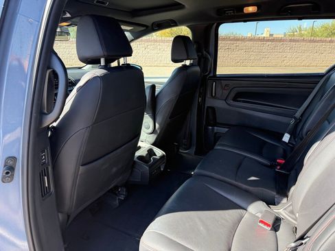 Used 2025 Honda Odyssey Sport-L image 11