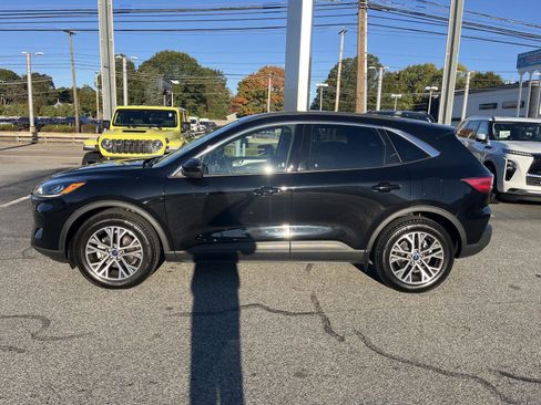 Used 2022 Ford Escape SEL w/ Technology Package image 8