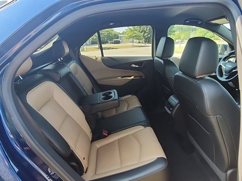 Used 2023 Chevrolet Equinox Premier AWD/4WD image 39