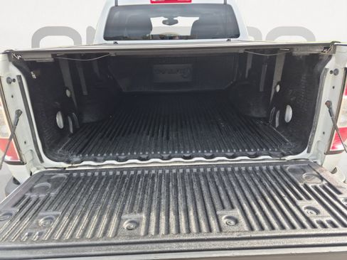 Used 2019 GMC Canyon SLE image 12