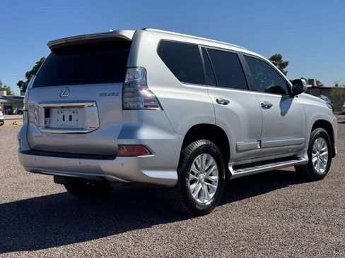 Used 2016 Lexus GX 460 w/ Premium Package image 13