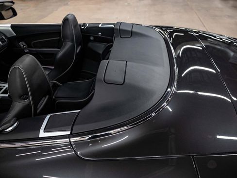 Used 2012 Aston Martin Virage Volante image 35
