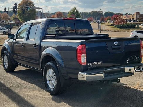 Used 2018 Nissan Frontier SV image 4