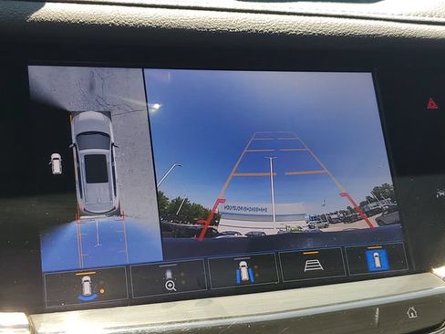 Certified 2023 Cadillac XT6 Premium Luxury w/ Technology Package AWD/4WD image 16