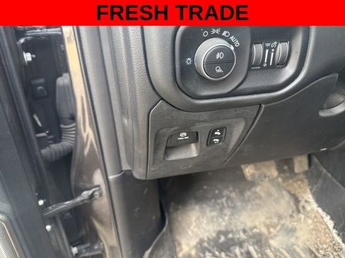 Used 2019 RAM 1500 Limited AWD/4WD image 17