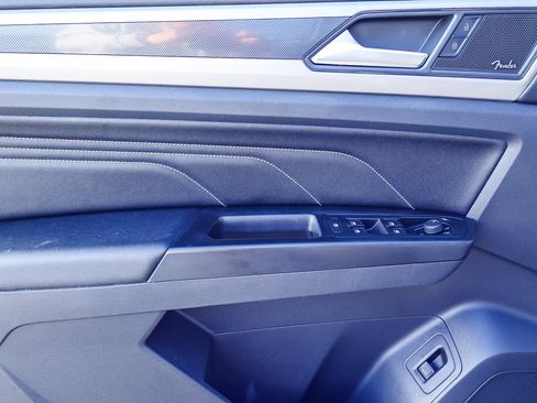 Used 2020 Volkswagen Atlas Cross Sport SEL Premium R-Line image 13