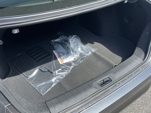 New 2026 Nissan Sentra SV w/ SV Convenience Package FWD image 22