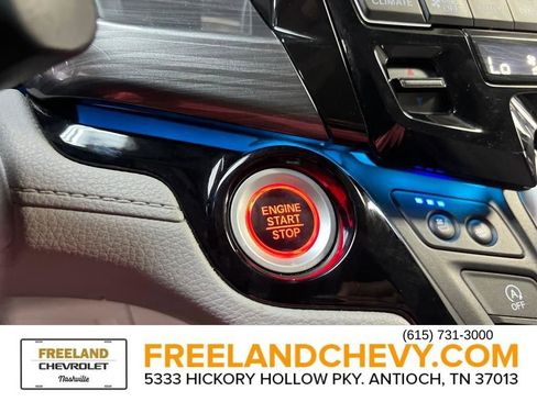 Used 2023 Honda Odyssey Elite image 19