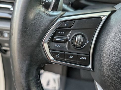 Used 2023 Acura MDX FWD image 36