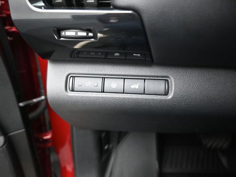 Used 2023 Nissan Pathfinder SV w/ SV Premium Package image 13