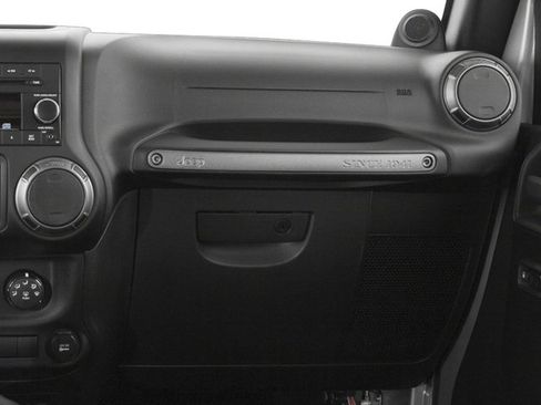Certified 2017 Jeep Wrangler Unlimited Sport w/ Quick Order Package 23S AWD/4WD image 18