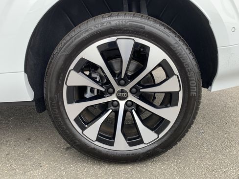 New 2026 Audi Q3 quattro 2.0T image 17