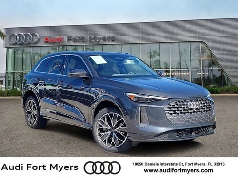 Certified 2025 Audi Q5 Premium Plus w/ Premium Plus image 1