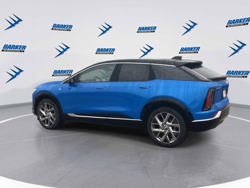 New 2026 Cadillac Optiq Luxury 1 image 6