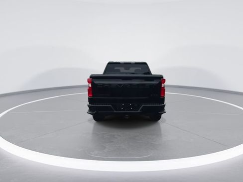 Used 2022 Chevrolet Silverado 1500 RST w/ Redline Edition AWD/4WD image 10