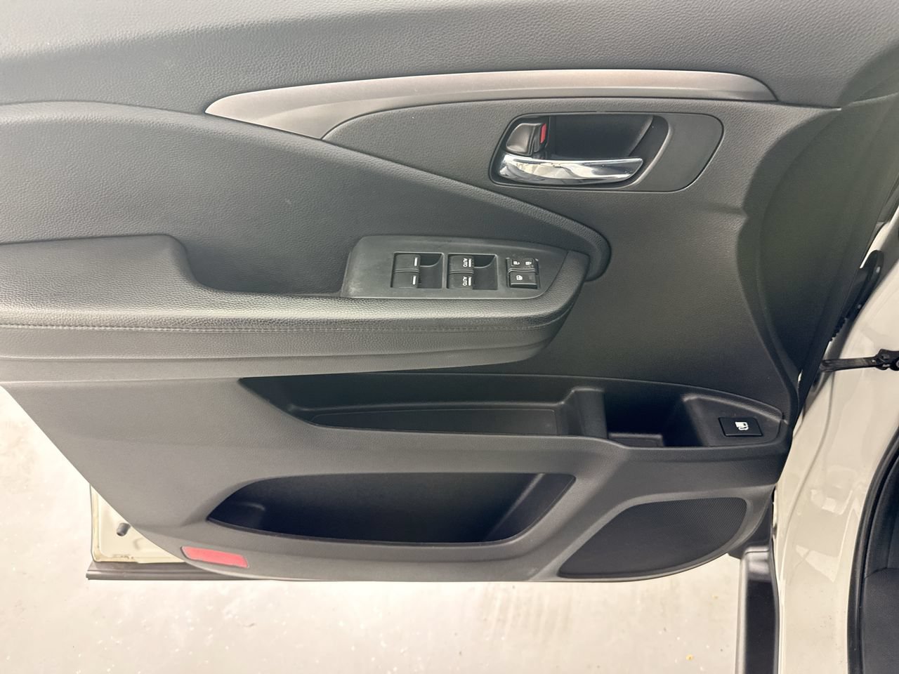 Used 2022 Honda Pilot Sport image 19