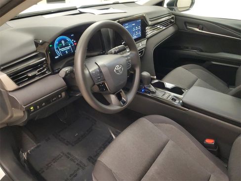 Certified 2025 Toyota Camry LE image 16
