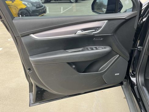 Used 2019 Cadillac XT5 Luxury image 20
