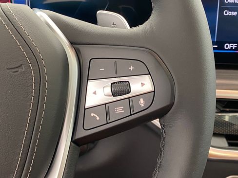 New 2026 BMW X5 xDrive50e w/ Premium Package image 30