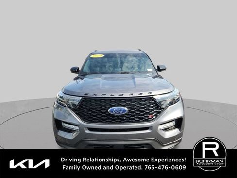 Used 2021 Ford Explorer ST w/ Equipment Group 401A AWD/4WD image 2