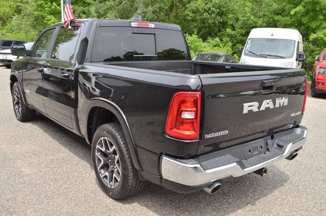 Used 2025 RAM 1500 Laramie AWD/4WD image 6