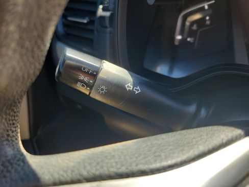 Used 2017 Honda CR-V LX image 20