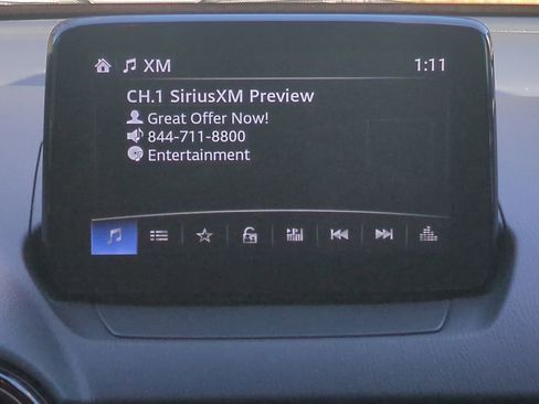 Used 2020 Toyota Yaris LE image 26