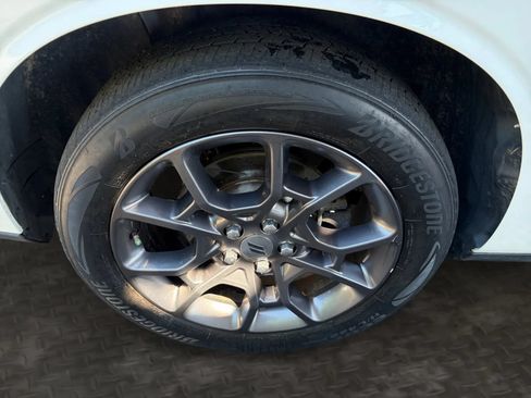 Used 2018 Dodge Challenger GT w/ Driver Convenience Group AWD/4WD image 37