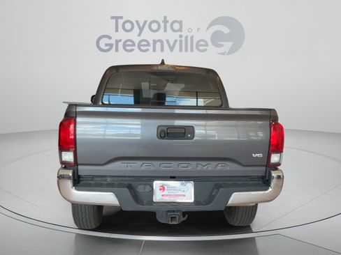 Used 2021 Toyota Tacoma SR5 RWD image 5