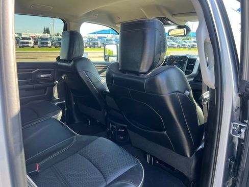 Used 2024 RAM 2500 Laramie AWD/4WD image 38