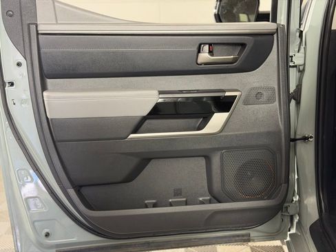 Used 2024 Toyota Tundra Limited image 29