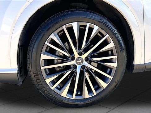 Used 2023 Lexus RX 350 Premium Plus w/ Cold Area Package FWD image 10