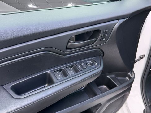 Used 2025 Honda Odyssey Sport-L image 12