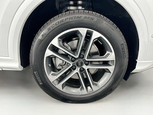 Certified 2025 Audi Q5 Premium Plus w/ Premium Plus AWD/4WD image 32
