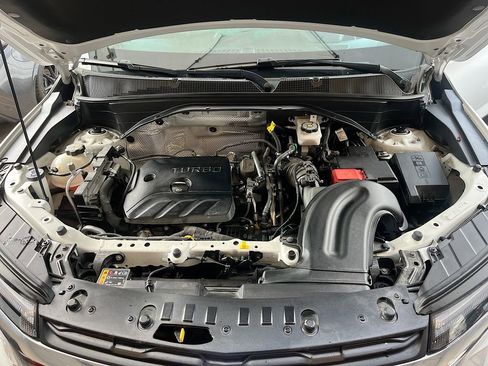 Used 2025 Chevrolet TrailBlazer LT w/ LT Cold Weather Package FWD image 28