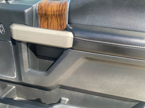 Used 2019 Ford F150 Lariat AWD/4WD image 35