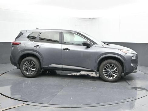 Used 2023 Nissan Rogue S AWD/4WD image 4