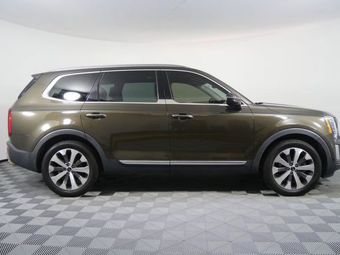Used 2020 Kia Telluride S image 2