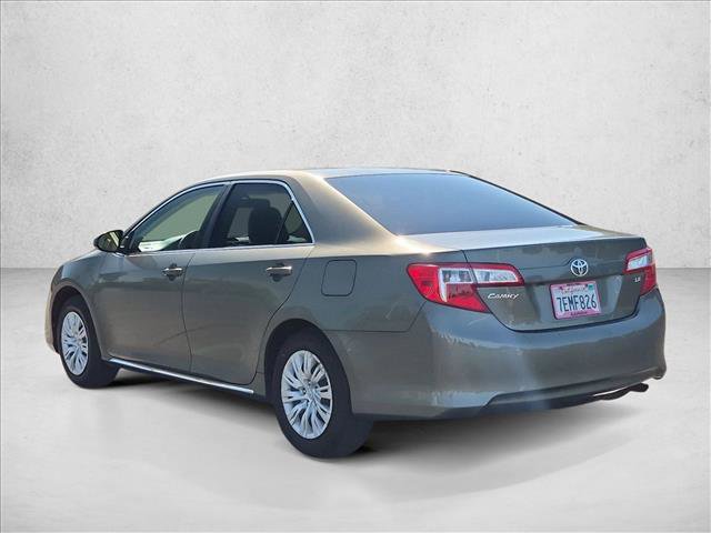Used 2014 Toyota Camry LE FWD image 8