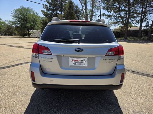 Used 2012 Subaru Outback 3.6R Limited w/ Moonroof Pkg AWD/4WD image 5