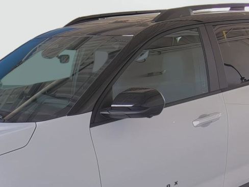 New 2026 Chevrolet Equinox LT w/ Convenience Package II FWD image 8